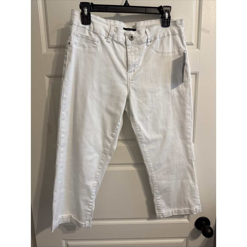Signature Studio Women's Capris Size 12 White Jeans